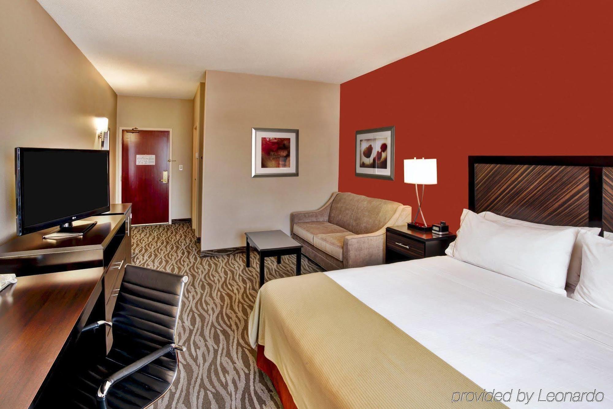 Holiday Inn Express Hotel & Suites Grand Rapids-North By Ihg Walker Exterior foto